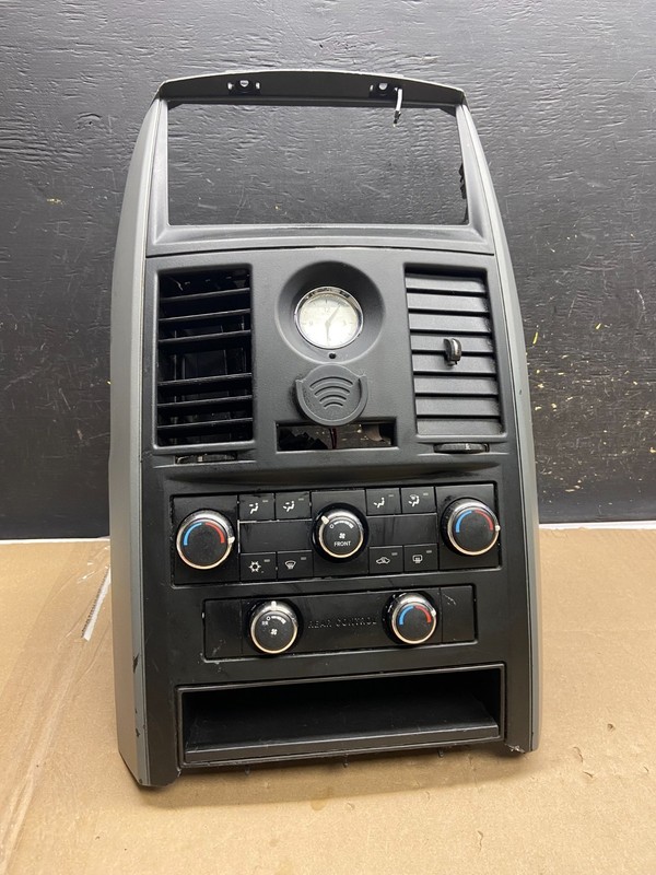 2008-2010 Dodge Grand CaravanA/C Climate Control Unit Bezel Trim Oem AB1852 DG