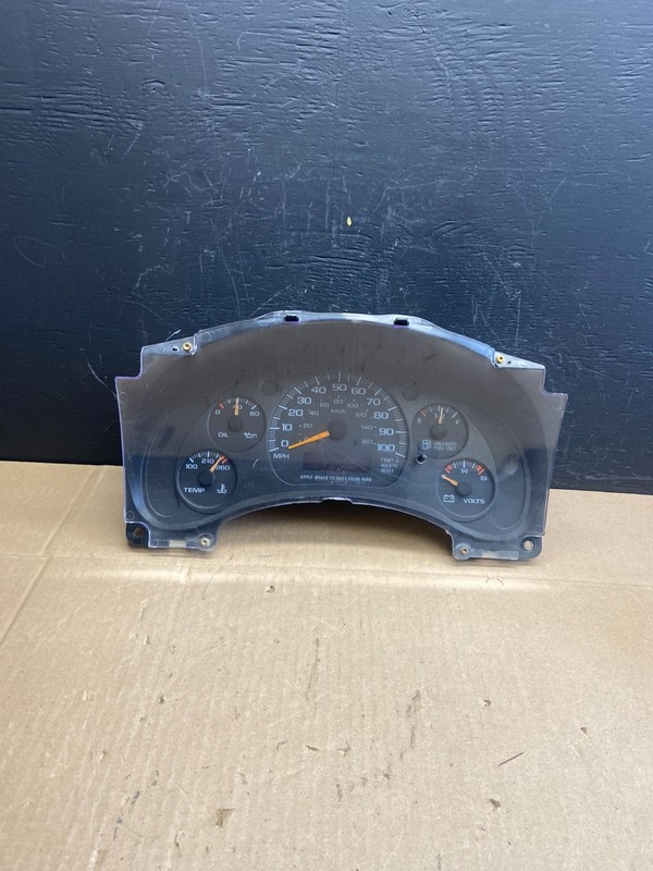 1996 to 2000 Chevrolet Express Speedometer Cluster Gauge OEM AB9393 DG