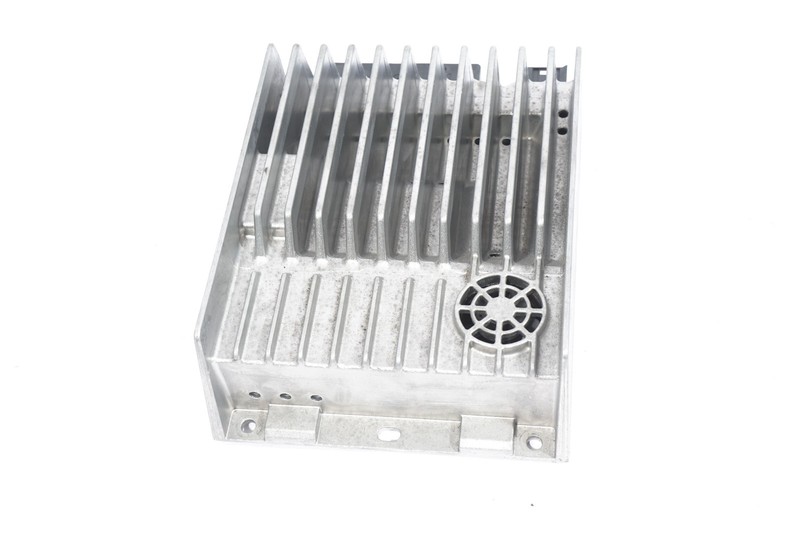 2010 - 2013 MERCEDES BENZ E350 W212 AMPLIFIER AMP HARMAN BECKER OEM