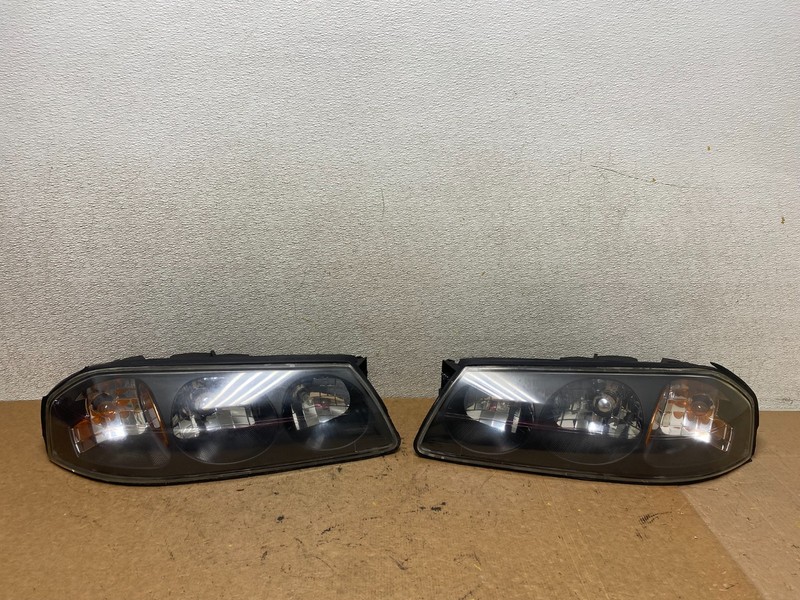 2000 to 2005 Chevrolet Impala Left+Right Set Headlights Halogen S7730 DW
