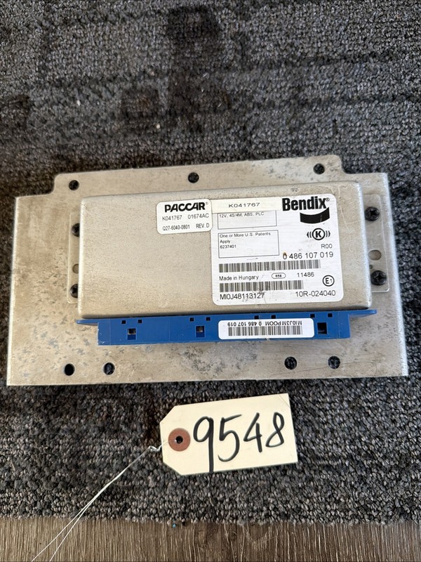 Bendix Brake Control Module Paccar - P/N: K041767