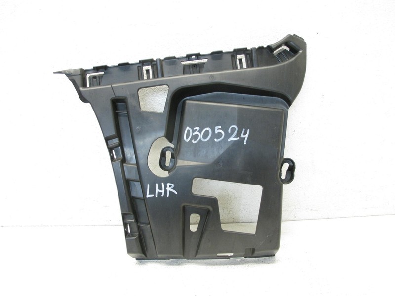 12-18 BMW F30 328i RWD xDRIVE SEDAN BUMPER GUIDE MOUNT BRACKET REAR LEFT 030524