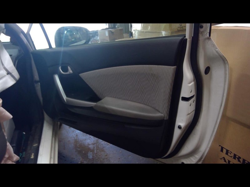 2015 CIVIC Passenger Right Front Door Trim Panel 1629205