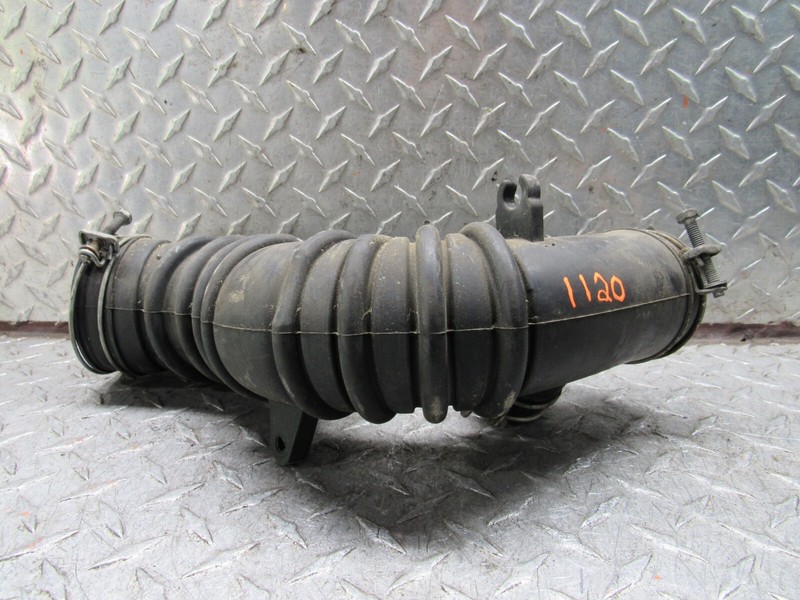 2001 TOYOTA CAMRY 2.2L AIR INTAKE CLEANER DUCT TUBE HOSE