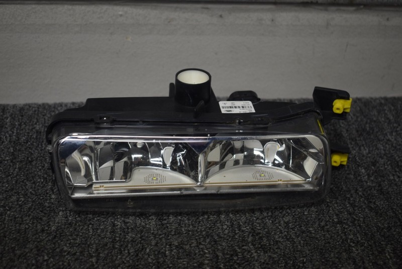 LAND ROVER RANGE ROVER FOG LIGHT FACTORY OEM]