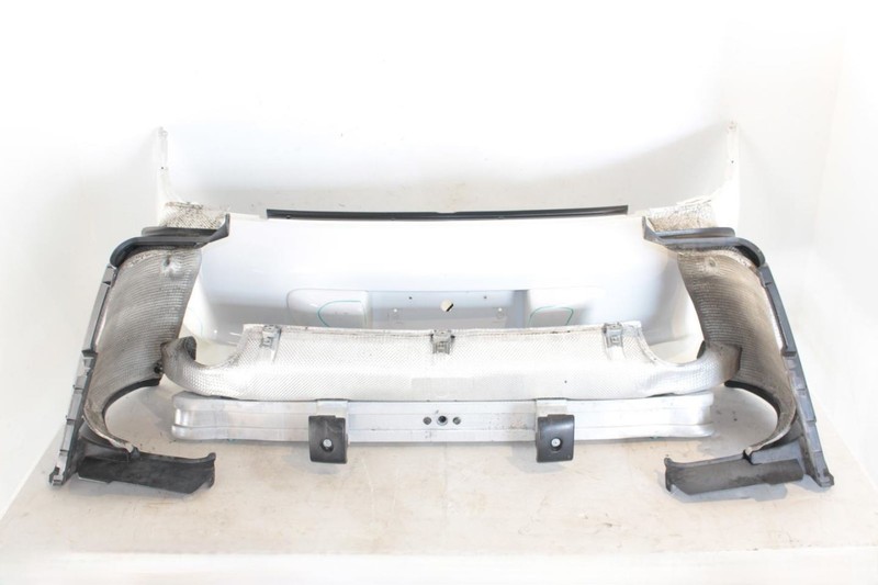 02-05 Porsche 911 3.6 White Rear Bumper Cover and Reinforcement Bar 99650541112