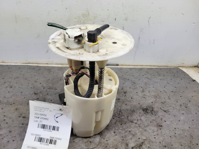 Fuel Pump Assembly 6 Cylinder Fits 11-16 SIENNA 1702494