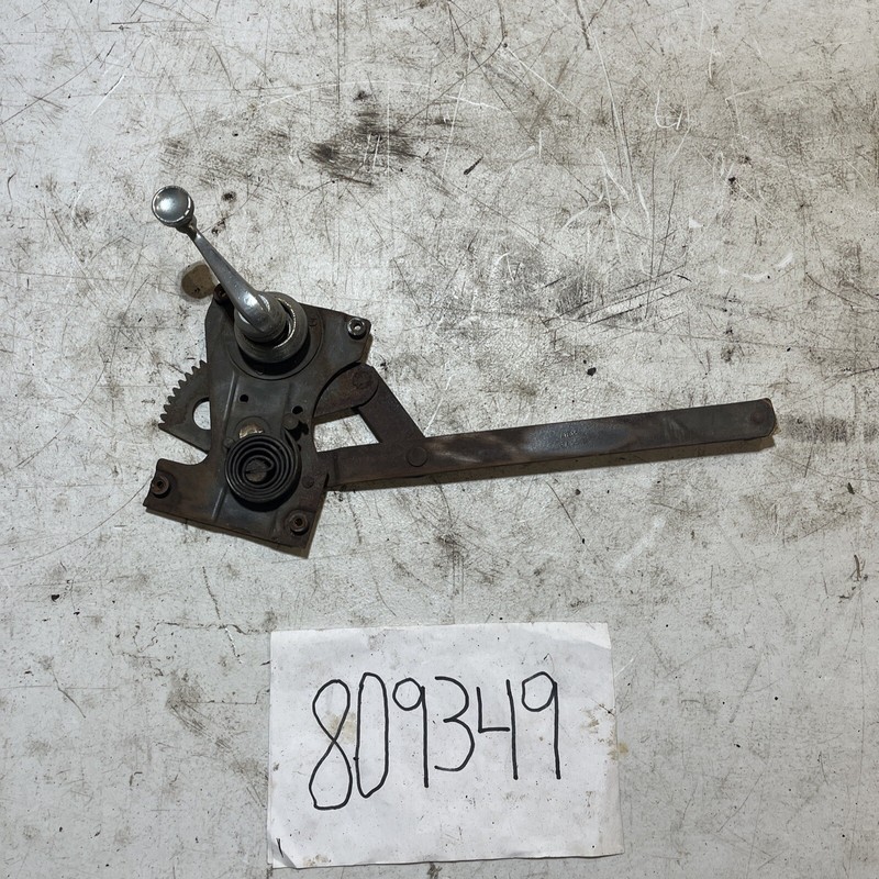 1955 Mercedes Benz 220A Ponton Passenger Front Window Regulator W/handle