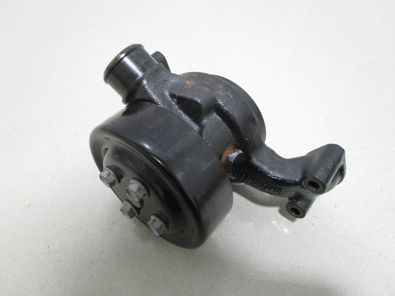 8M0116534 Mercruiser Bravo 6.2L V8 Stern Drive Water Pump W/ Pulley 8M0095458