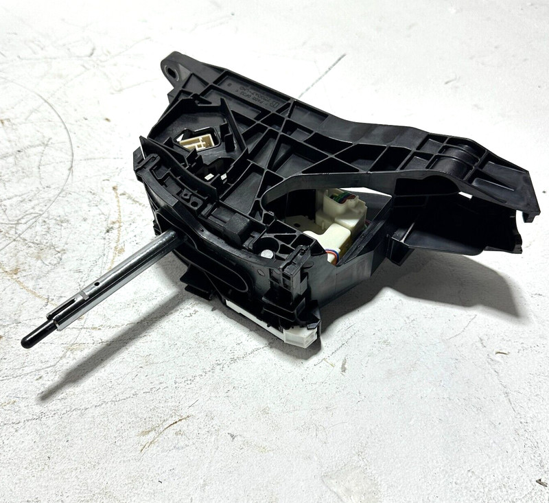 2018-19-2024 TOYOTA CAMRY SE TRANSMISSION SHIFT SHIFTER GEAR SELECTOR LEVER OEM