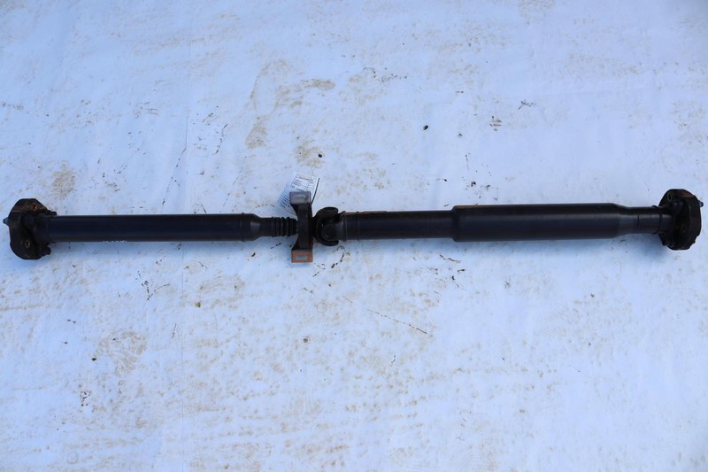 2017 MERCEDES C-CLASS C300 AWD 2.0L A/T W205 REAR DRIVE SHAFT CARDAN SHAFT OEM