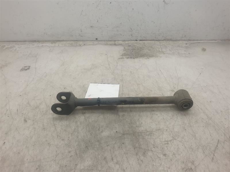 06-09 LEXUS RX400H PASSENGER SIDE REAR LOWER CONTROL LOCATING ARM ASSEMBLY