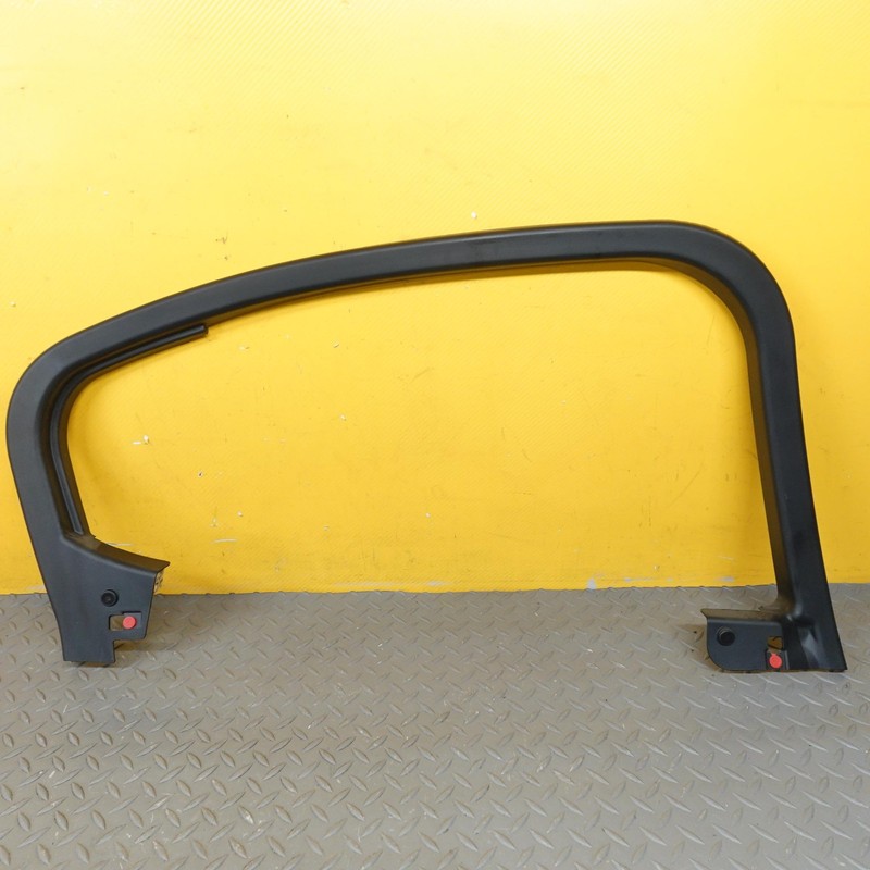 2018-2024 ALFA ROMEO STELVIO REAR LEFT SIDE DOOR WINDOW FRAME TRIM COVER OEM