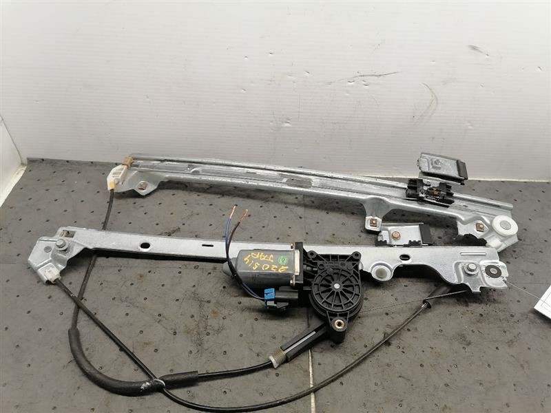 Passenger Front Window Regulator Electric Fits 99-07 SIERRA 1500 PICKUP 1031511