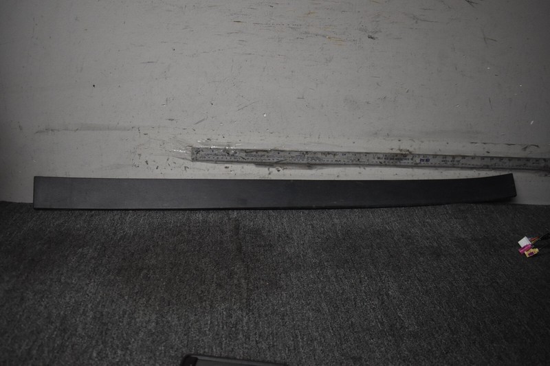 2016-2020 TESLA MODEL X RIGHT SIDE DOOR TRIM FACTORY OEM