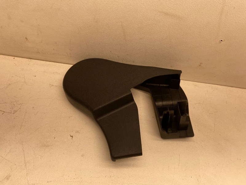 2014-2016 NISSAN ROGUE RIGHT FRONT SEAT INNER TRIM COVER PANEL BLACK OEM