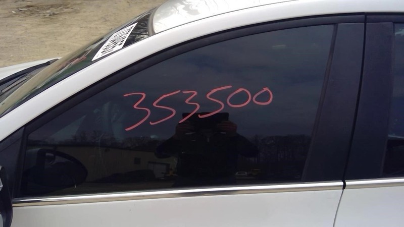 Driver Front Door Glass VIN P 4th Digit Limited Fits 11-16 CRUZE 736622