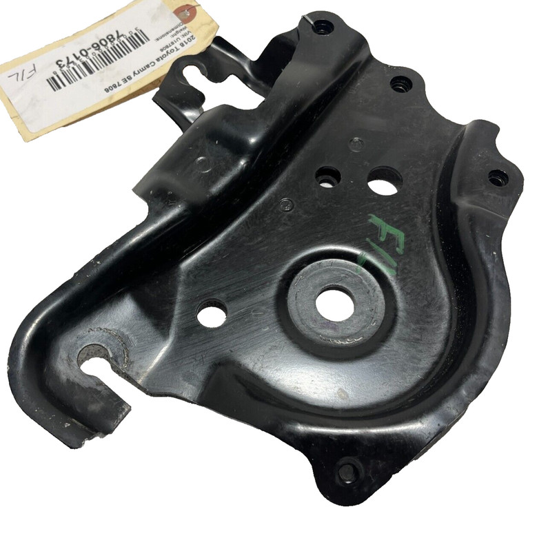 2018-23 TOYOTA CAMRY FRONT SUSPENSION LEFT DRIVER SIDE REARWARD BRACKET STAY OEM