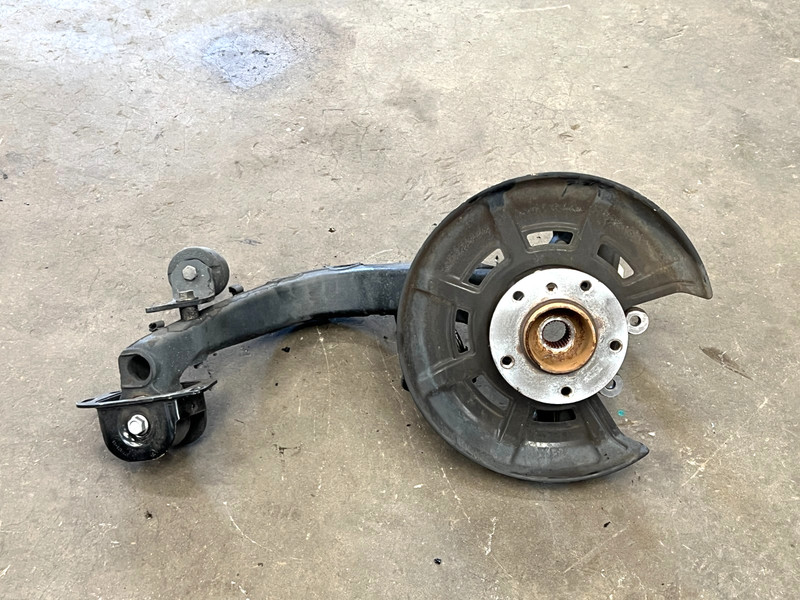 ⭐2009-2016 BMW Z4 M-SPORT RWD REAR RIGHT PASS SPINDLE KNUCKLE HUB OEM LOT2736