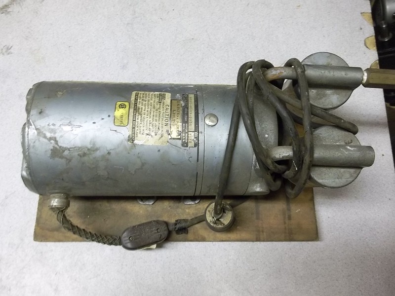 Gast Pump 0322-V103-G8BX w/ GE AC Motor 5KH38EG701S *FREE SHIPPING*