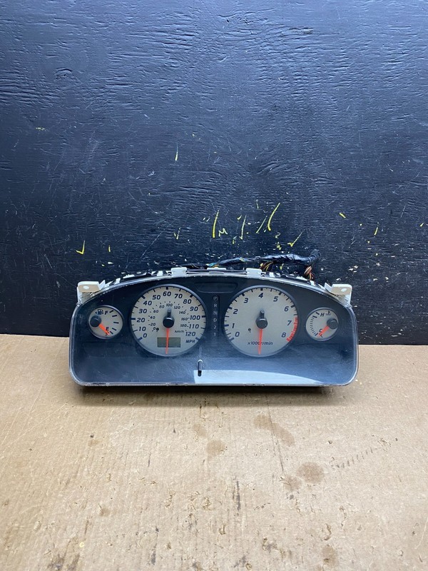 2001 to 2003 Nissan Pathfinder Speedometer Cluster Gauge OEM Z4609