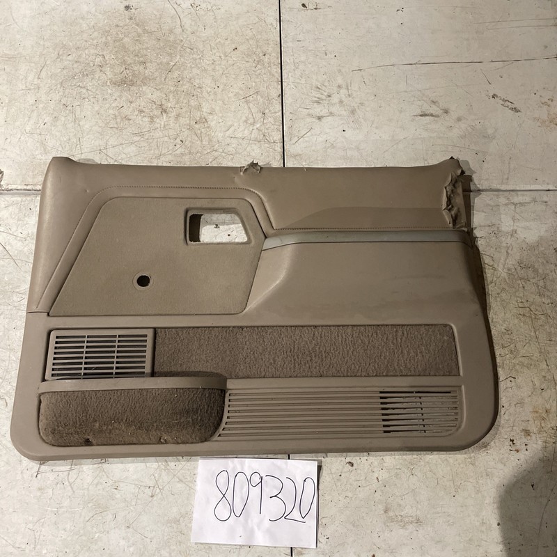 Bronco II Ranger Right Door Panel Speaker Grill Arm Rest Pad