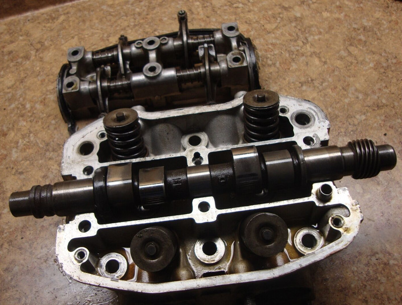 1975 Honda Goldwing GL1000 GL 1000 Gold Wing Engine Right Cylinder Head Camshaft