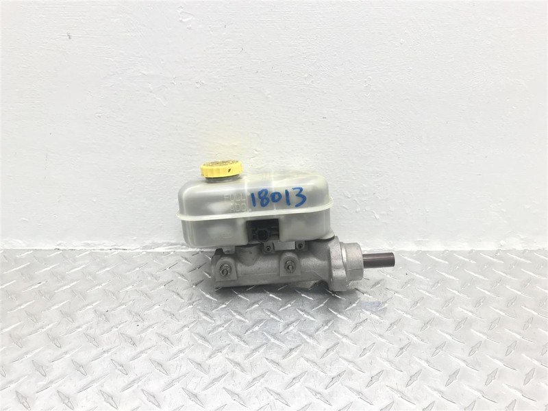 02 03 DODGE DURANGO 5.9L BRAKE BOOSTER MASTER CYLINDER W/O COVER OEM 541-01209