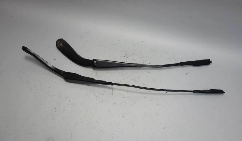 2014-2017 BMW F32 4-Series F33 Windshield Wiper Metal Arm Pair Left Right OEM