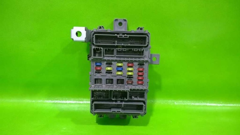 08-12 ACCORD INTERIOR CABIN FUSE RELAY BOX OEM 4272-37