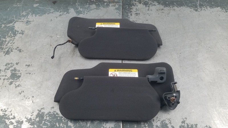 2003 03 04 Mercury Marauder Sun Visors #6832 D6