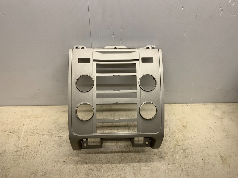 2008-2012 FORD ESCAPE CENTER DASH RADIO CONTROL SURROUND TRIM BEZEL SILVER OEM