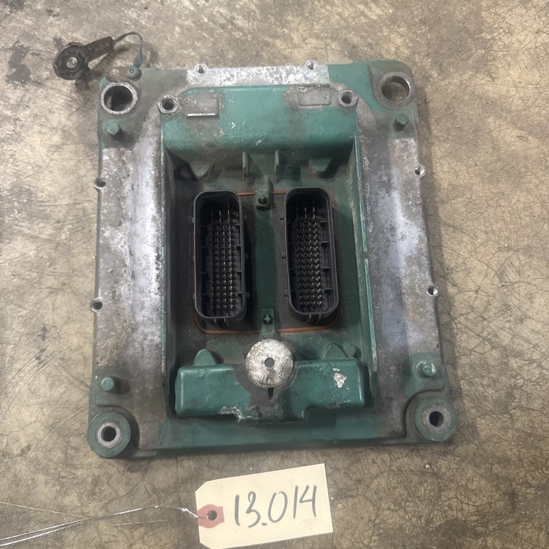 VOLVO D16 ENGINE ECU - P/N: 20814642 P01 ( CORE - NOT WORKING)