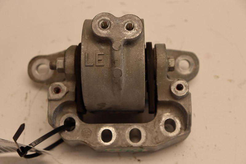2019-2021 LEXUS ES300H LEFT SIDE TRANMISSION SUPPORT MOUNT CUSHION OEM