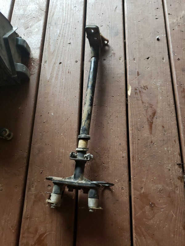 1990 KAWASAKI KLF300 KLF 300 BAYOU 4 WHEELER HANDLEBAR STEERING POST SHAFT STEM