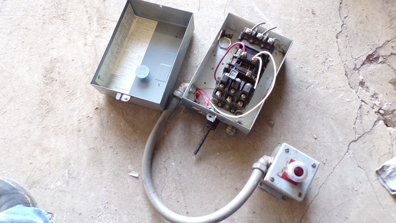 Allen Bradley 509-AAA Magnetic Motor Controller Bulletin 509 Size 0 Series B