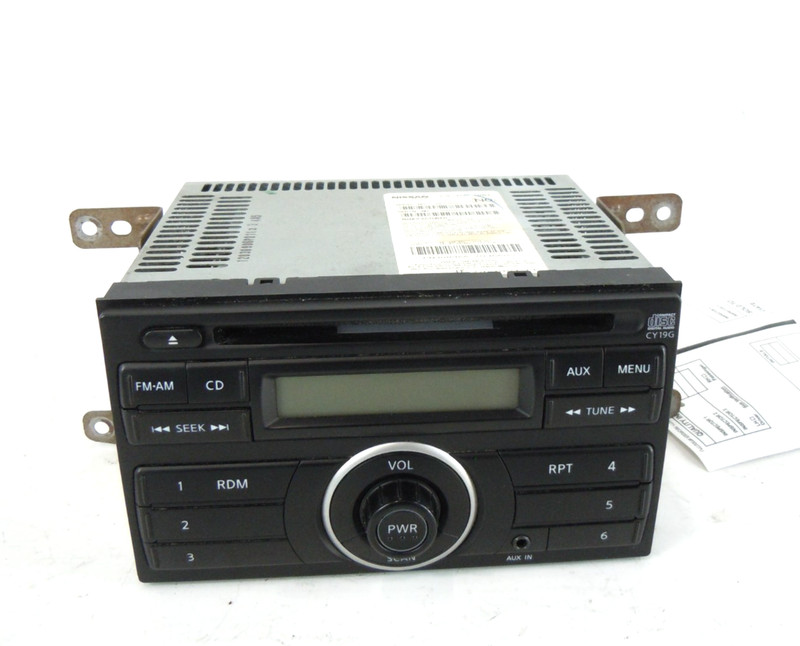 2012-2014 Nissan Versa Sedan AM FM Radio CD Disc Player Receiver OEM