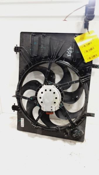 2018-2021 Ford EcoSport Radiator Fan Motor Assembly Engine Cooling 1.0L