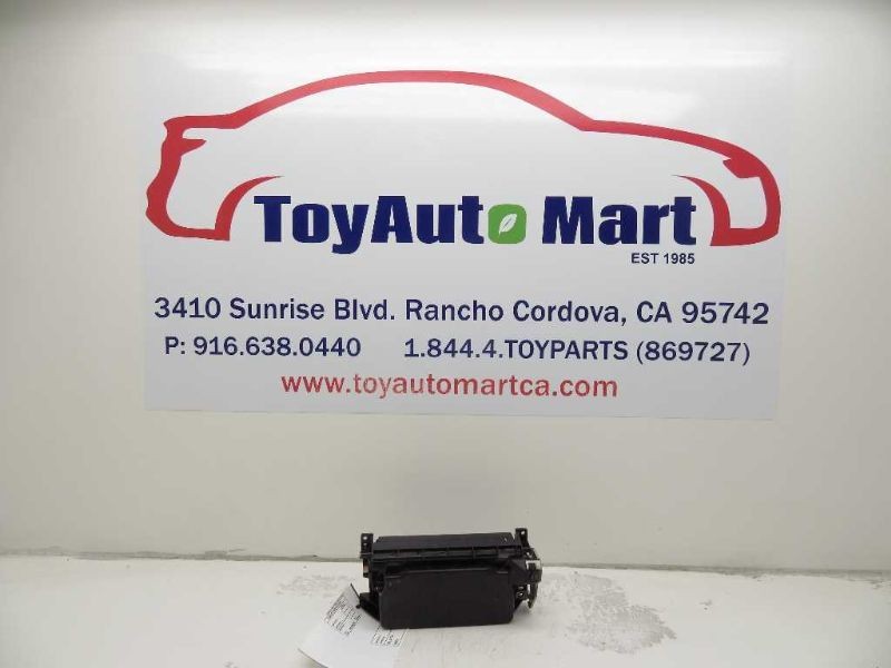 98 99 00 01 02 03 04 05 LEXUS GS430 CUP HOLDER BLACK