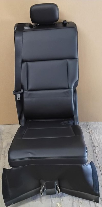 2020-2024 Ford Explorer Police Interceptor Utility Rear Seat CENTER ONLY Black