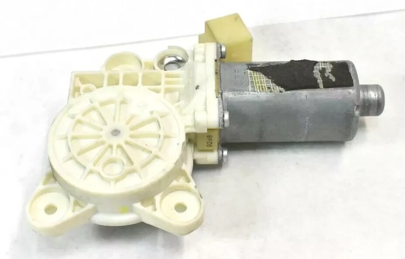 06-11 Mercedes W219 CLS500 Front Right Side Door Window Regulator Motor Unit OEM