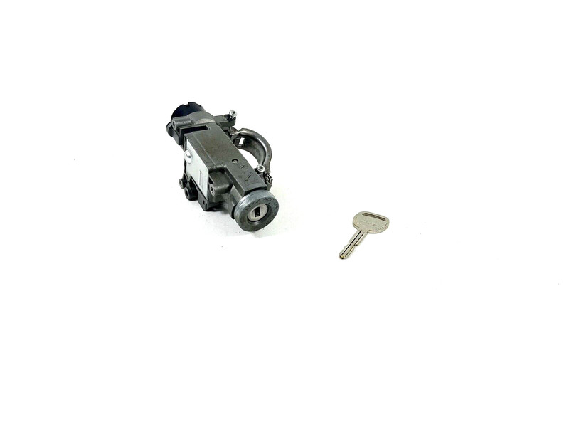 2004-2012 Chevy Colorado GMC Canyon Ignition Switch Lock Cylinder With Key OEM