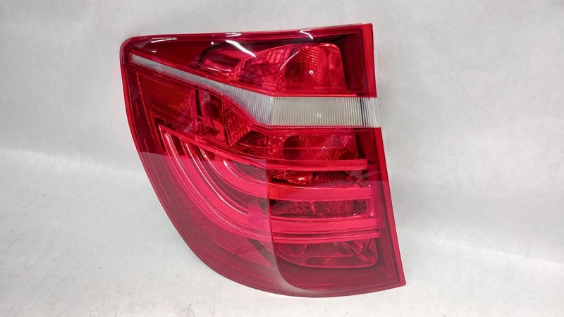 11-'17 BMW X3 Left driver outer Taillight OEM Grade A!