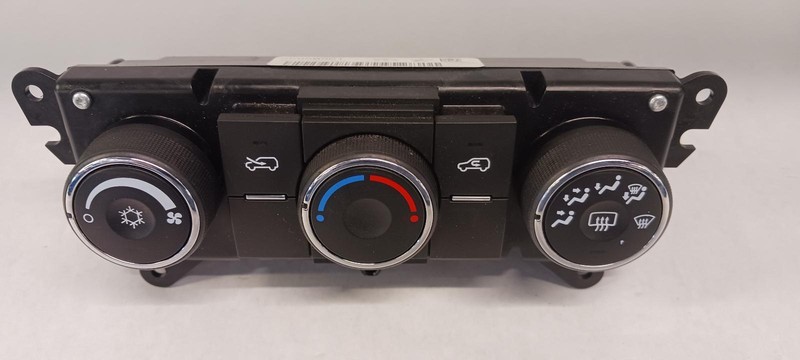 07-'09 CHEVROLET EQUINOX Heat AC Controller w/o heated seats OEM 1 Year Wnty!