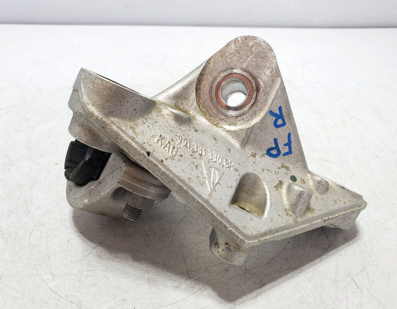 ✅ 14-19 OEM Porsche 991 911 Rear Right Passenger Side Upper Shock Mount Bracket
