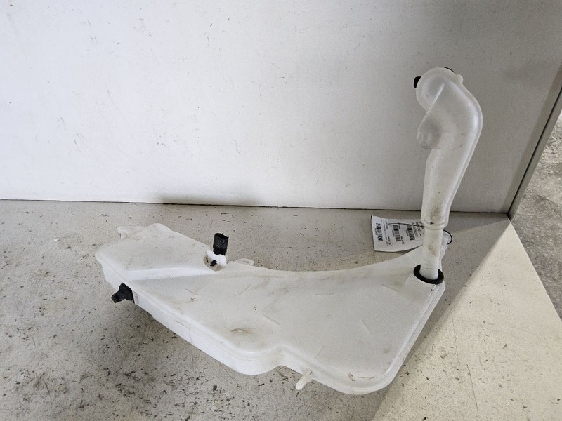 Wash Reservoir Fits 18-23 CAMARO 3396838