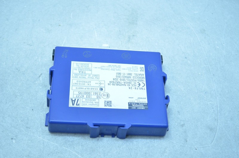 11-13 LEXUS CT200H THEFT LOCKING SMART KEY MODULE OEM