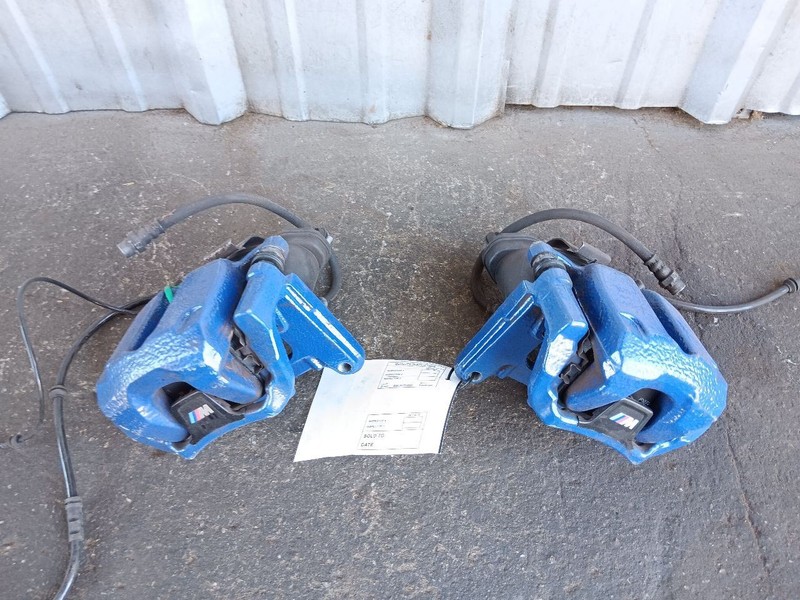 20-25 BMW 840i 850i Rear Brake Caliper Set Blue Left Right Pair OEM