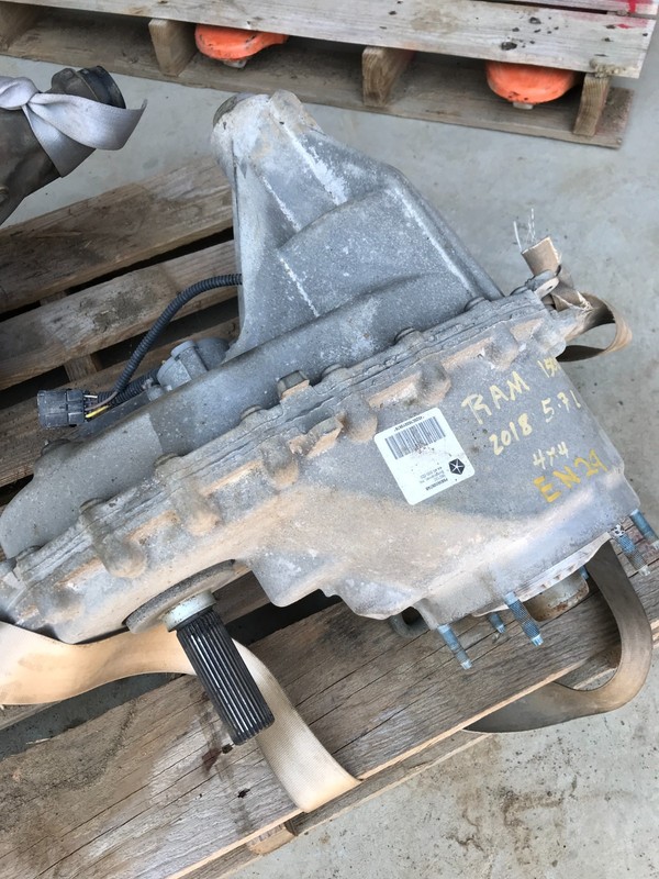 14-19 Dodge Ram 1500 5.7L 4x4 Transfer Case 144K Miles OEM P68360097AB