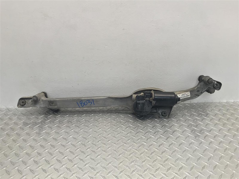 98-02 NAVIGATOR EXPEDITION WINDSHIELD WIPER MOTOR WITH LINKAGE OEM 620-00824A